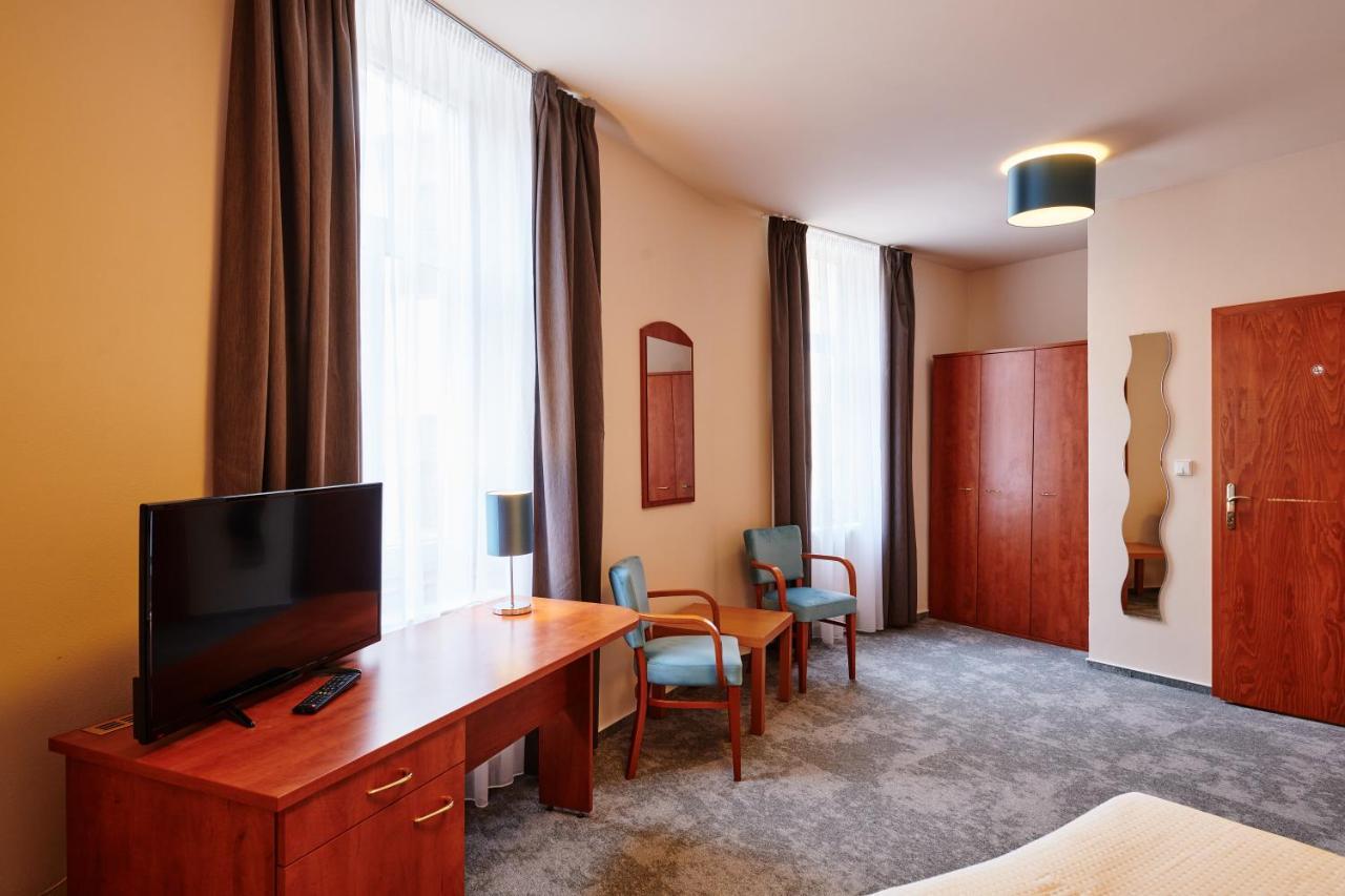 Hotel Terasa Вимперк Екстериор снимка