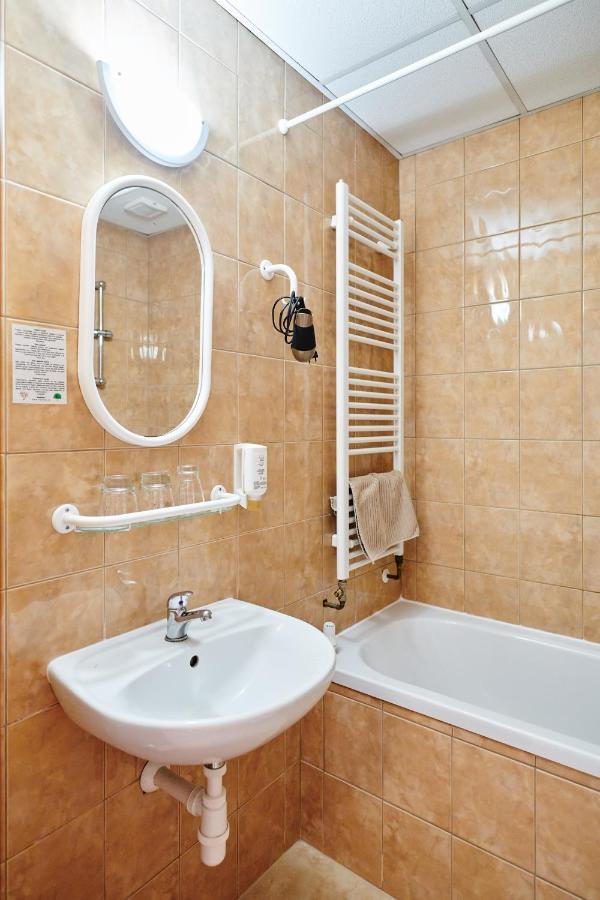 Hotel Terasa Вимперк Екстериор снимка