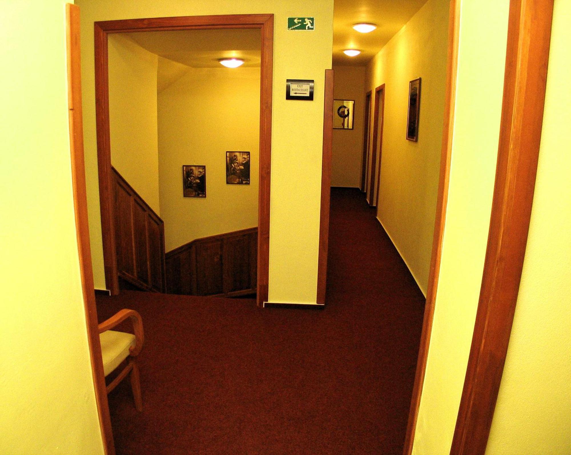 Hotel Terasa Вимперк Екстериор снимка